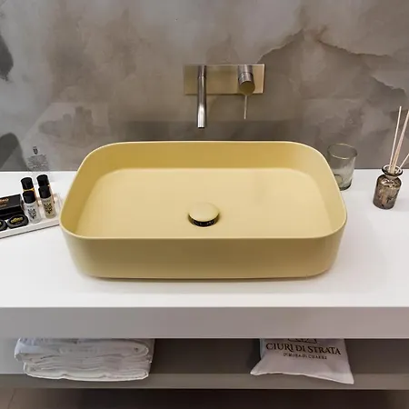 فندق مبيت وإفطار Ciuri Di Strata 4*