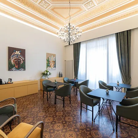 فندق مبيت وإفطار Ciuri Di Strata